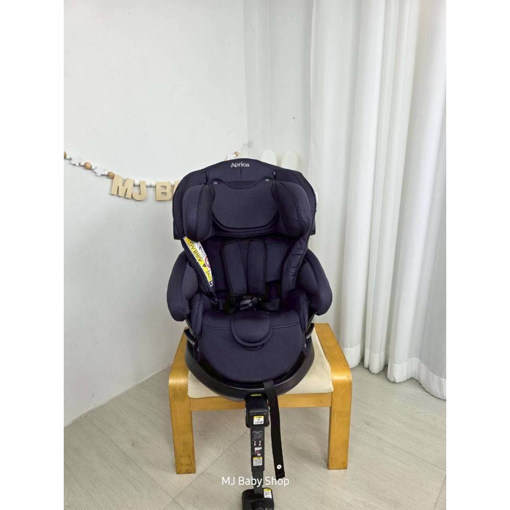 คาร์ซีท Aprica Fladea Grow ISOFIX 360° สภาพสวย