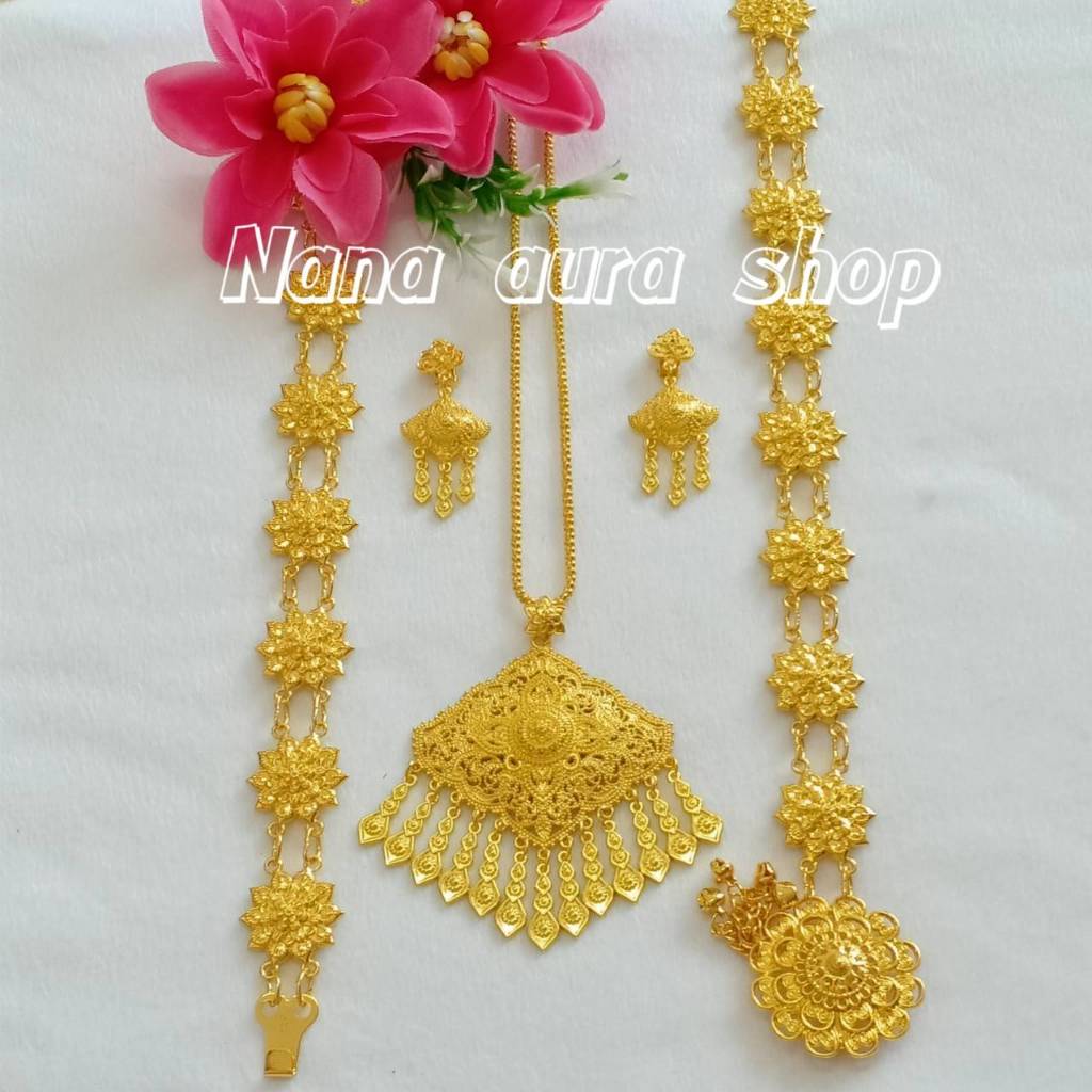 เครื่องประดับชุดไทยเป็นชุดสีทอง สร้อยคอ + ต่างหูหนีบ พร้อมเข็มขัด ใส่ได้ทั้งเด็กและผู้ใหญ่ 002
