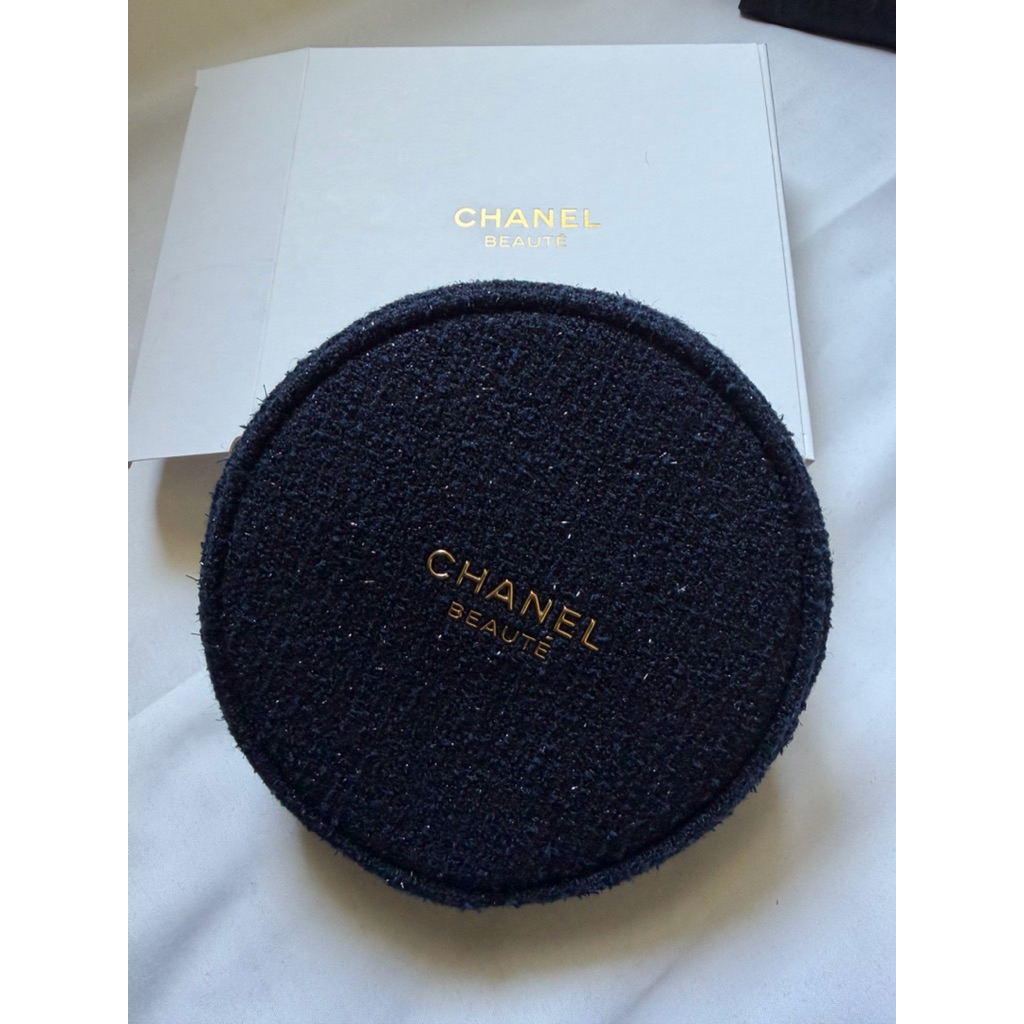 กระเป๋าเครื่องสำอางค์ chanel และของประดับ chanel set ของขวัญปีใหม่ chanel