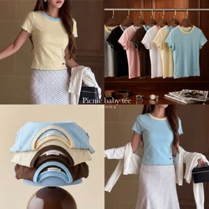 Picnic Baby Tee เสื้อยืดคอกลมโอริงสีทูโทนติดอะไหล่