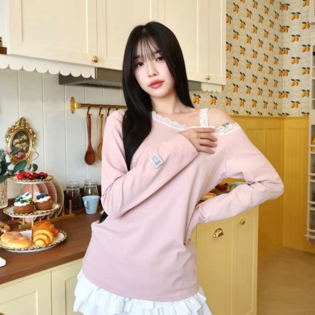 ส่งต่อ JARINYA (Size S สีชมพู) เสื้อปาดไหล่แต่งลูกไม้ ปัก JY