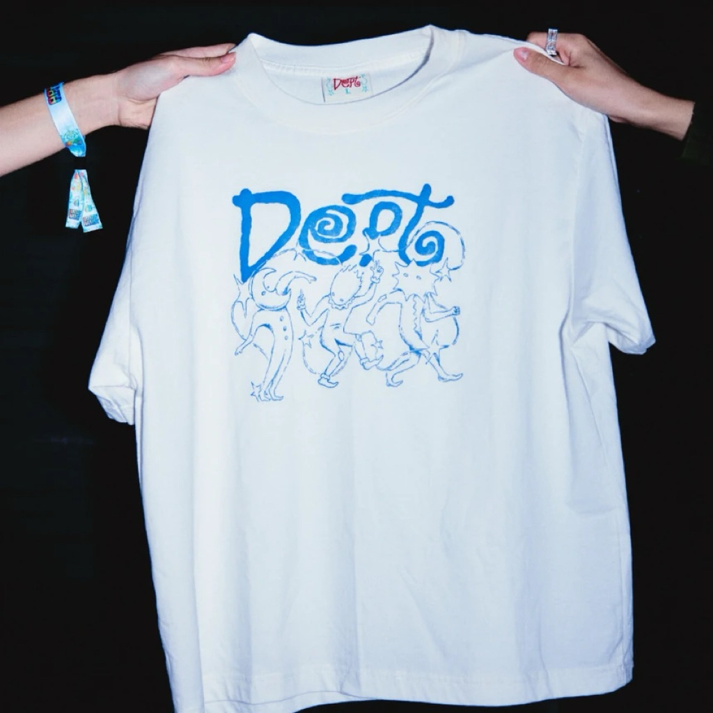 [พร้อมส่ง] เสื้อวง dept ; M ของแท้