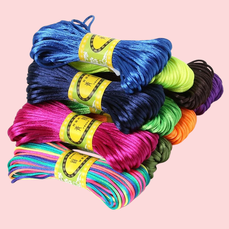 เชือกไนลอน 20 สี สำหรับทำเงื่อนจีน มาคราเม่ หางหนู ขนาด 2.5 มม. ยาว 20 เมตร เหมาะสำหรับทำเชือกชัมบาลา