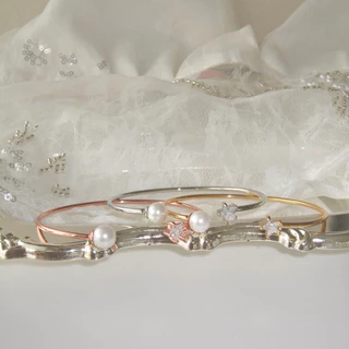 Socrush.bkk | STAR PEARL CUFF bracelet | SB-110 | กำไลข้อมือ ดาว มุก