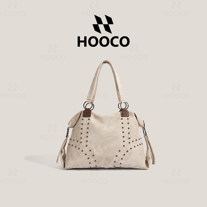 HOOCO حقيبة توت نسائية كبيرة بتصميم مسامير — صورة 6