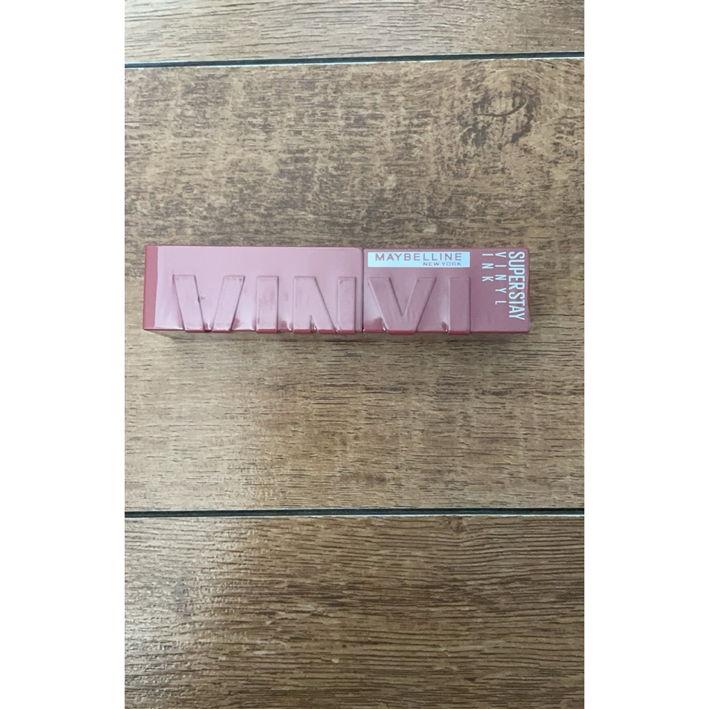 superstay vinyl ink maybelline new york
