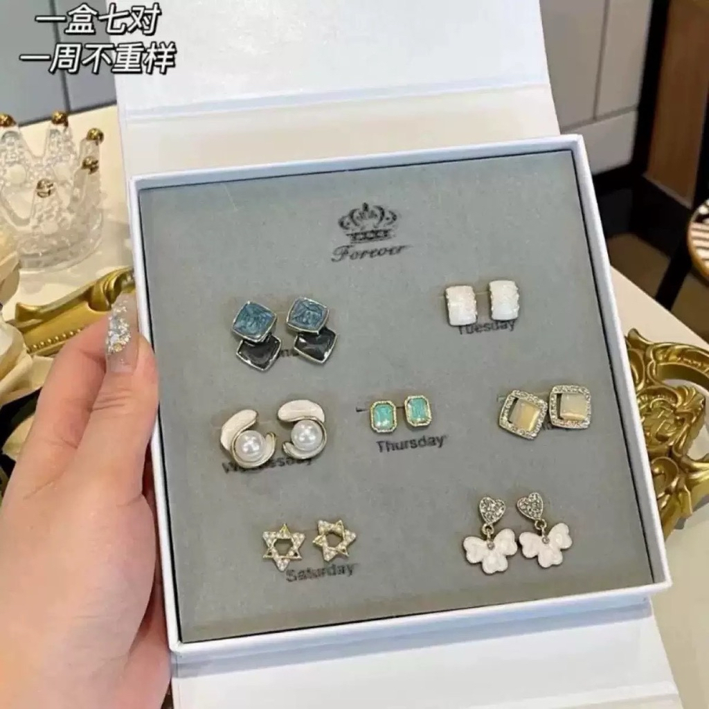 เซตต่างหู lucky week 1เซต มีต่างหู 7แบบ