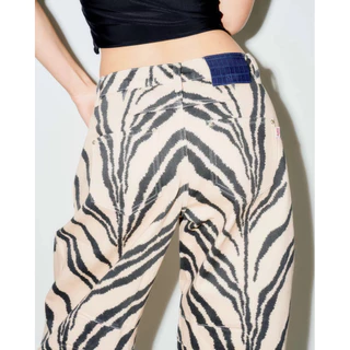 พร้อมส่ง💕New in pack❤ RallyBarrel Zebra jeans