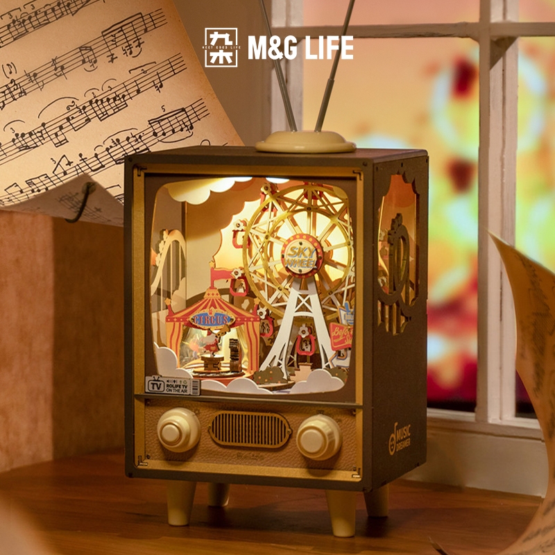 M&G LIFE x ROLIFE Sunset Amusement Park Wooden Assembly Model โมเดลกล่องดนตรีไม้แบบประกอบ (จิ๊กซอว์ 3 มิติ)