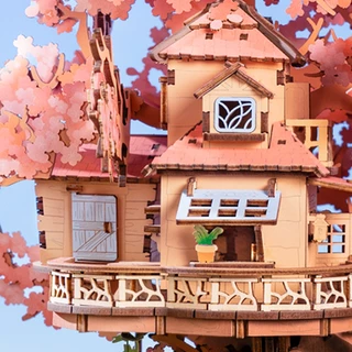 M&G LIFE x Rolife The Creator's Collection 3D Wooden Puzzle Kit — DIY Handcrafted Assembly Model