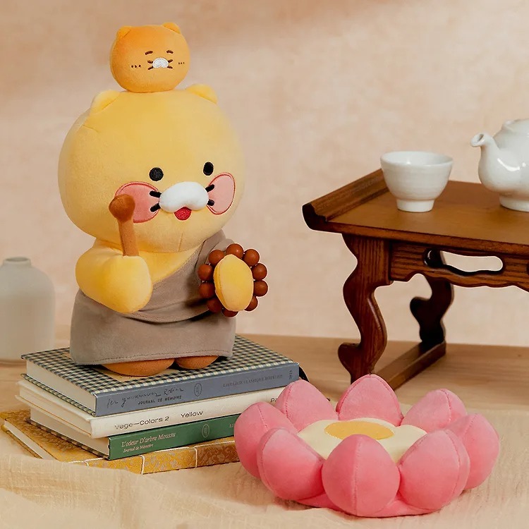 พร้อมส่ง KAKAO FRIENDS ตุ๊กตานั่งสมาธิบนดอกบัว พุทธชุน Buddha-Choon Doll 🪷 CHOONSIK