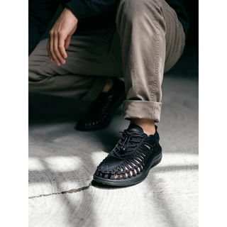 KEEN UNEEK รองเท้าแตะรัดส้นกลางแจ้ง กันกระแทกรอบด้าน ซับนิ่มกระชับ เป่าไว รองรับทุกกิจกรรม ใส่เดินป่าลุยน้ำ