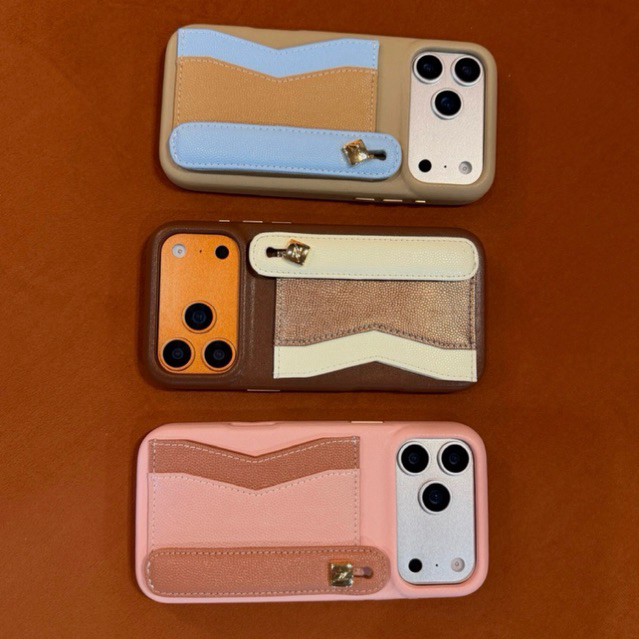 ZENE - (17 series) Adèle Hand Strap Caviar เคสหนังคาเวียร์ใส่บัตร คลุมรอบเครื่อง มีสายคาดตั้งได้ Z10