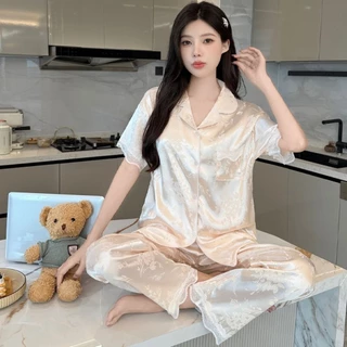 ชุดนอนผ้าซาติน ชุดนอนผู้หญิง ใส่สบาย ผ้านุ่มลื่น (พร้อมส่งจากไทย)
