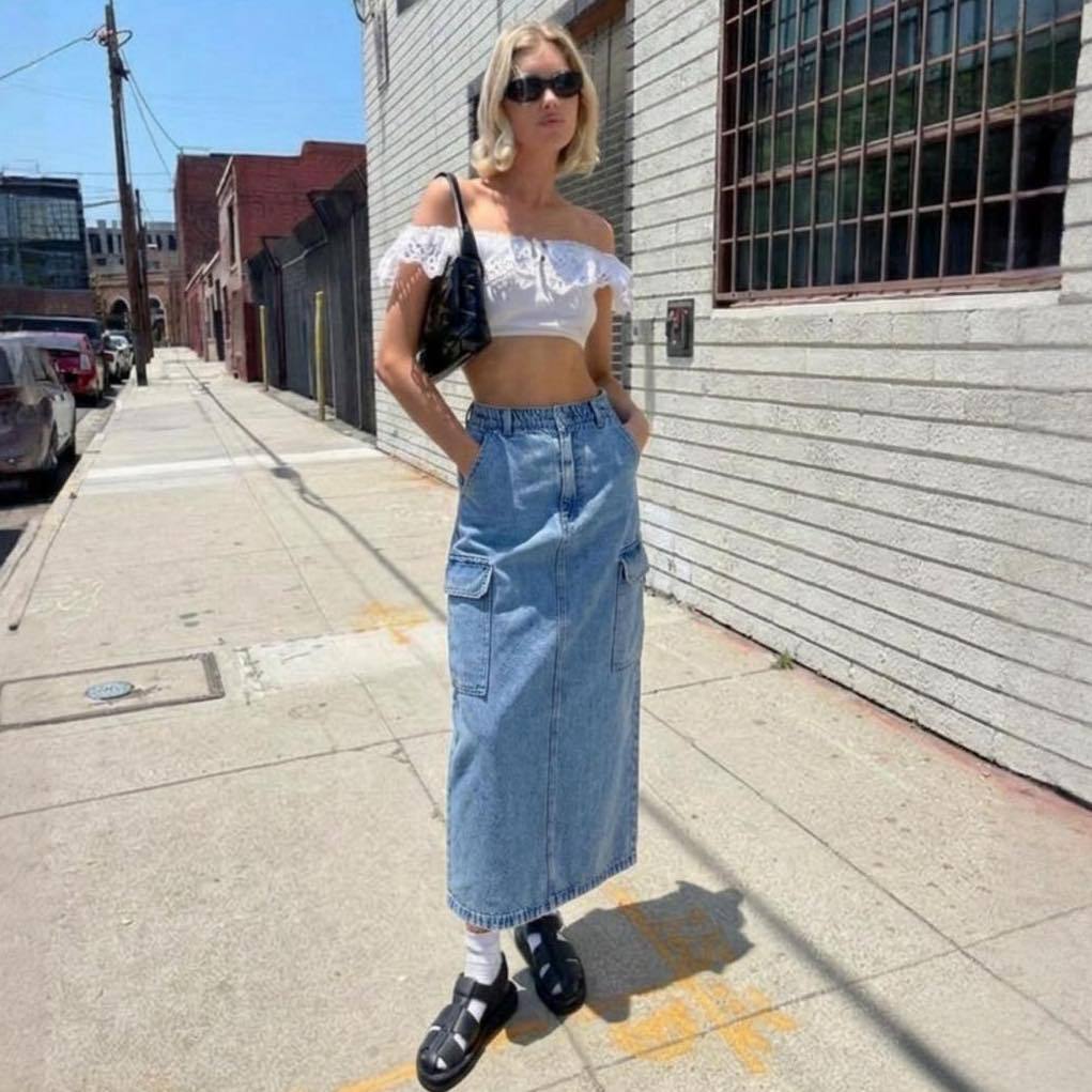 88 OUTLET📍G-U กระโปรงยีนส์ทรงคาร์โก้ ดีไซน์ทรงตรง Denim Cargo Long Skirt  สไตล์วินเทจ