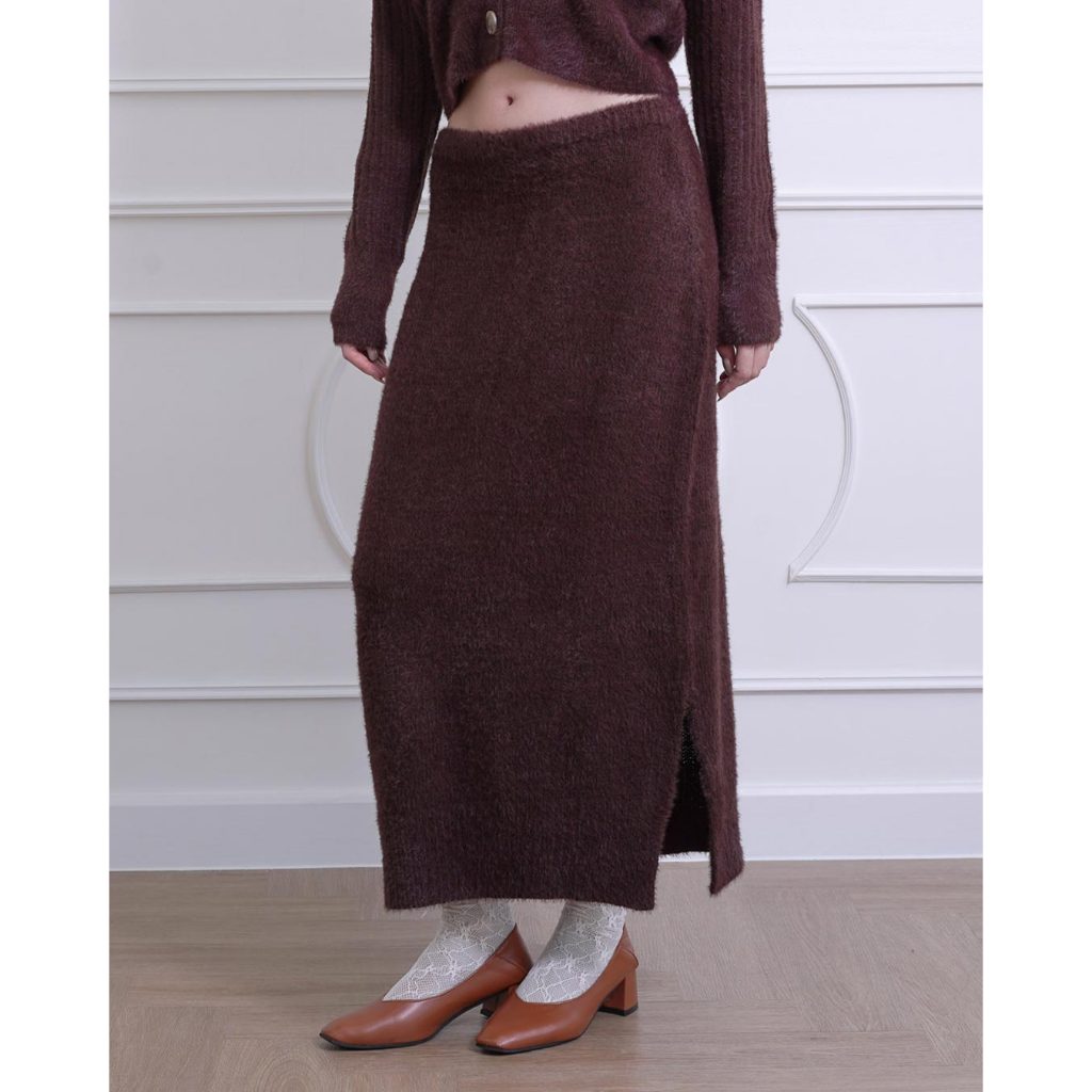 CUPPA - BALLOON Long skirt (5 สี) กระโปรงไหมพรม ทรงยาว ผ่า 1 ข้าง เทกซ์เจอร์ขนๆ นุ่มฟู ลื่น เนียนผิว ใส่สบาย