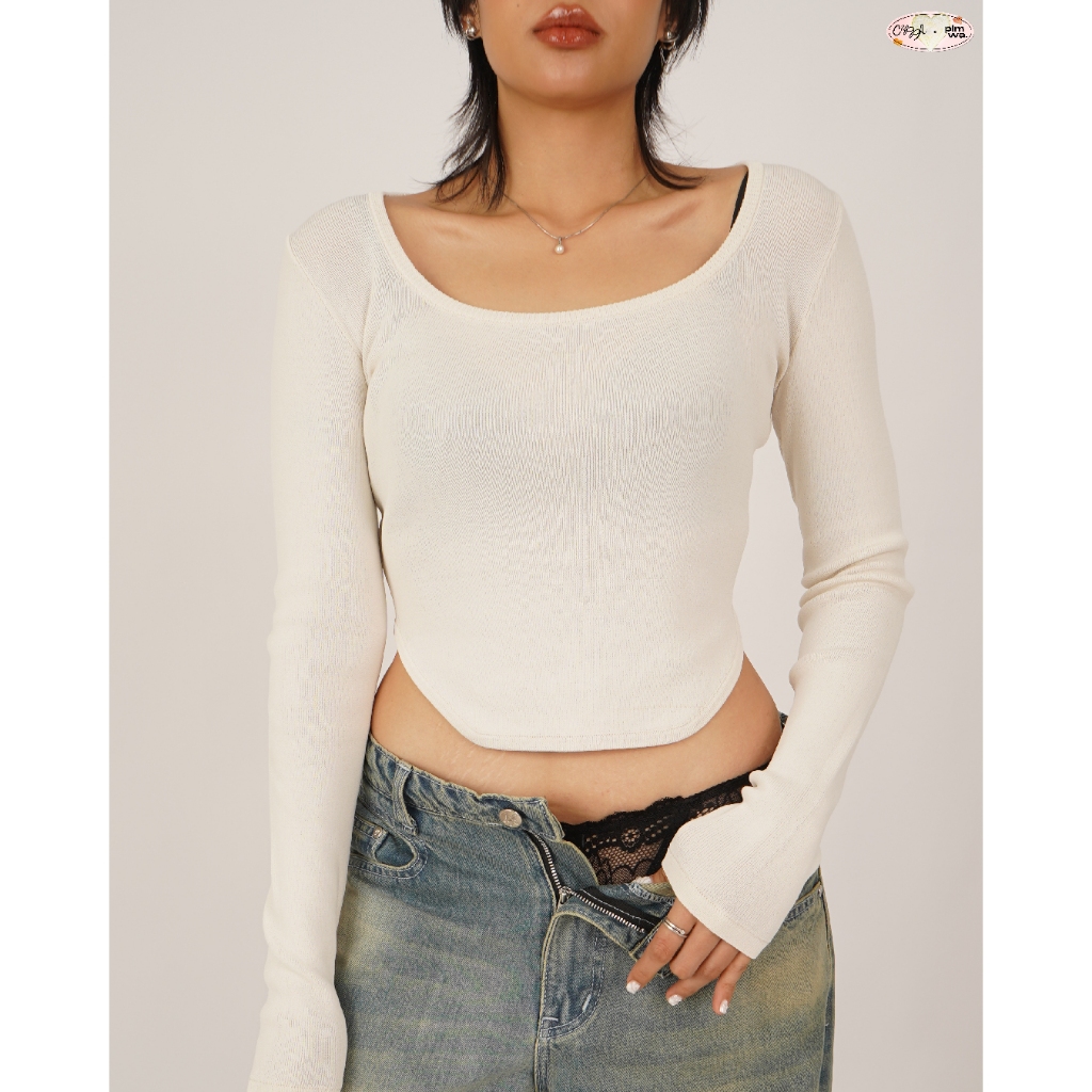 CUPPA - BAGEL Long Sleeve Top (3 สี) Cuppa x Pimwa เสื้อไหมพรมแขนยาว คอกว้าง ชายโค้ง ส่งเสริมสัดส่วน ผ้ายืดหยุ่น_CUP41