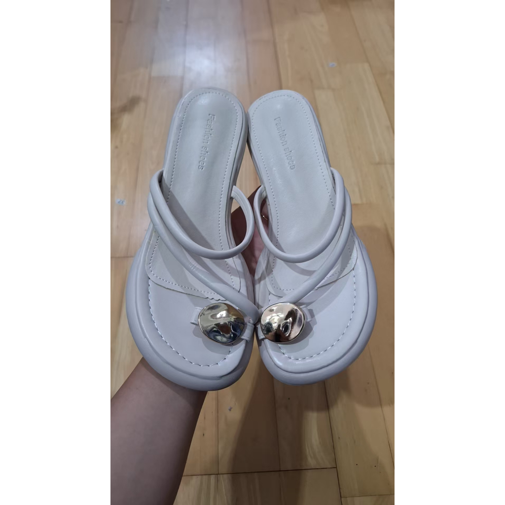 พร้อมส่งจากไทยTX430 รองเท้าส้นสูง รองเท้าแตะ ส้นหนา ประดับพลอยเทียม พื้นนิ่ม เหมาะกับฤดูร้อน สูง7cm หรูหรามากแม่!!