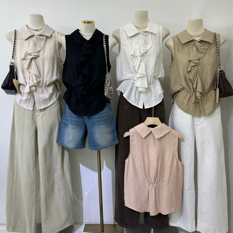M2159 เสื้อแขนกุดคอปกแต่งระบาย ดีเทลความน่ารักแบบตะโกน! ไอเทมกันตายที่สาวๆ ต้องมีติดตู้