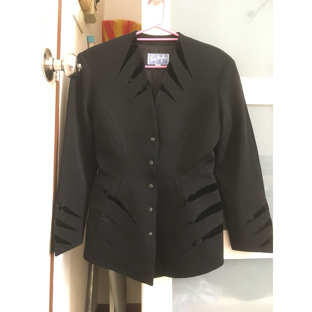 เสื้อเบลเซอร์สตรีสีดำ Thierry Mugler แท้
