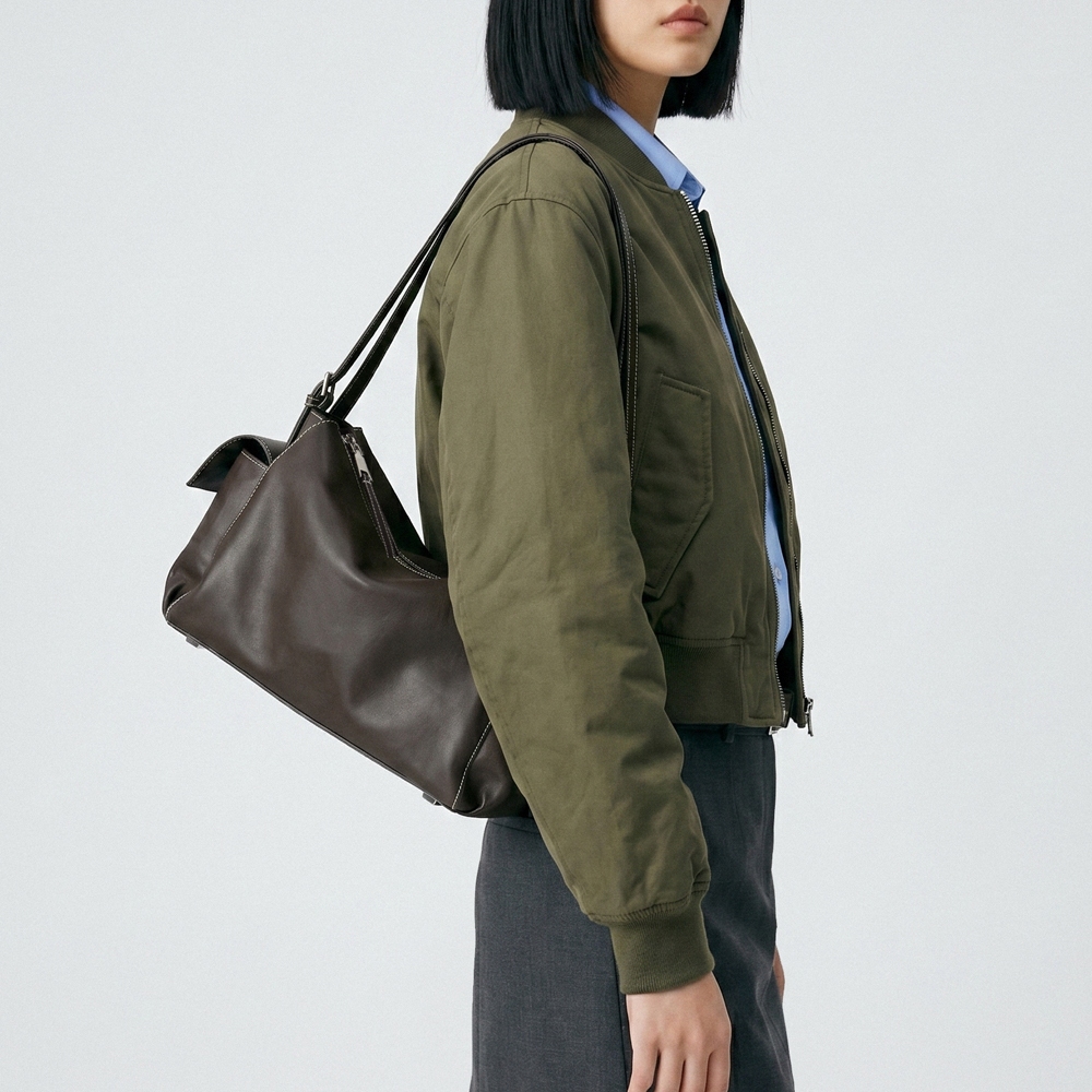Marroque Indiana carry on กระเป๋าขนาดใหญ่ ขึ้นเครื่องน้ำหนักเบา จุเยอะ สี Dark Oak อะไหล่เงิน