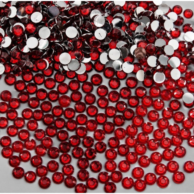 เพชรแดง เพชรเชอร์รี่ cherry สำหรับตกแต่งเล็บ (มีแค่เพชรนะคะ) มีสองโทนสีให้เลือก มีสามขนาดให้เลือก