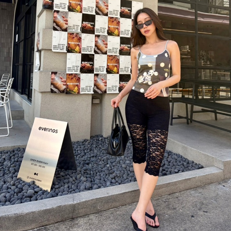 colourblockmatter - Amy Lace Capri Pants กางเกงเลกกิ้งลูกไม้ขาสั้น