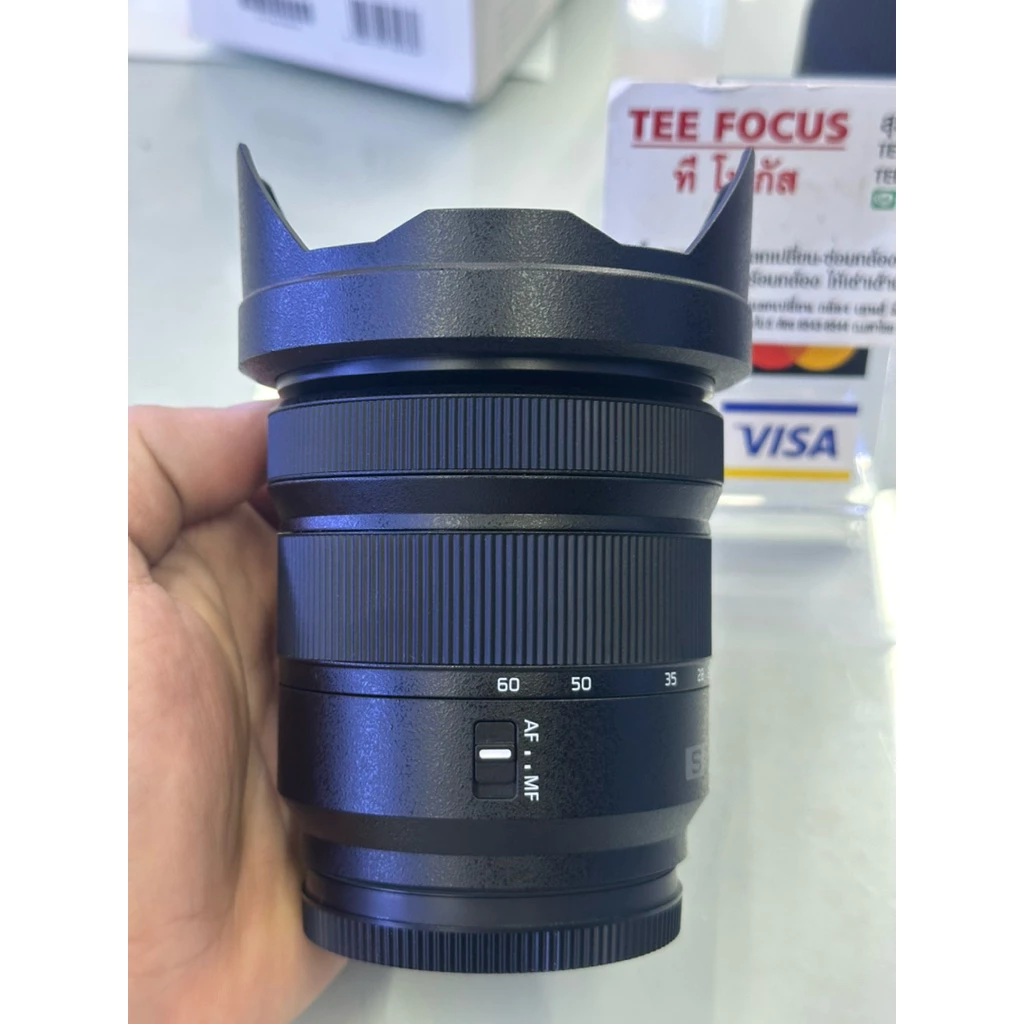 panasonic 20-60mm f3.5-5.6 L-mount thumbnail 4