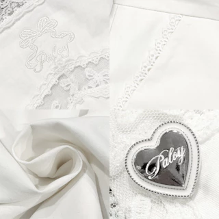 Paloy - PL2500 Darling Overall เอี๊ยมผ้าคอตตอนแต่งลูกไม้ ปักลายโบว์ กระดุมหัวใจ (Known By Heart)