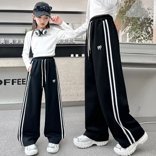 Girls' sweatpants 120-170cm สีดำ สีเทา กางเกงวอร์มขายาวทรงตรง เอวสูง ทรงหลวม สำหรับเด็ก กางเกงแฟชั่นใหม่ปี 2026 HOT