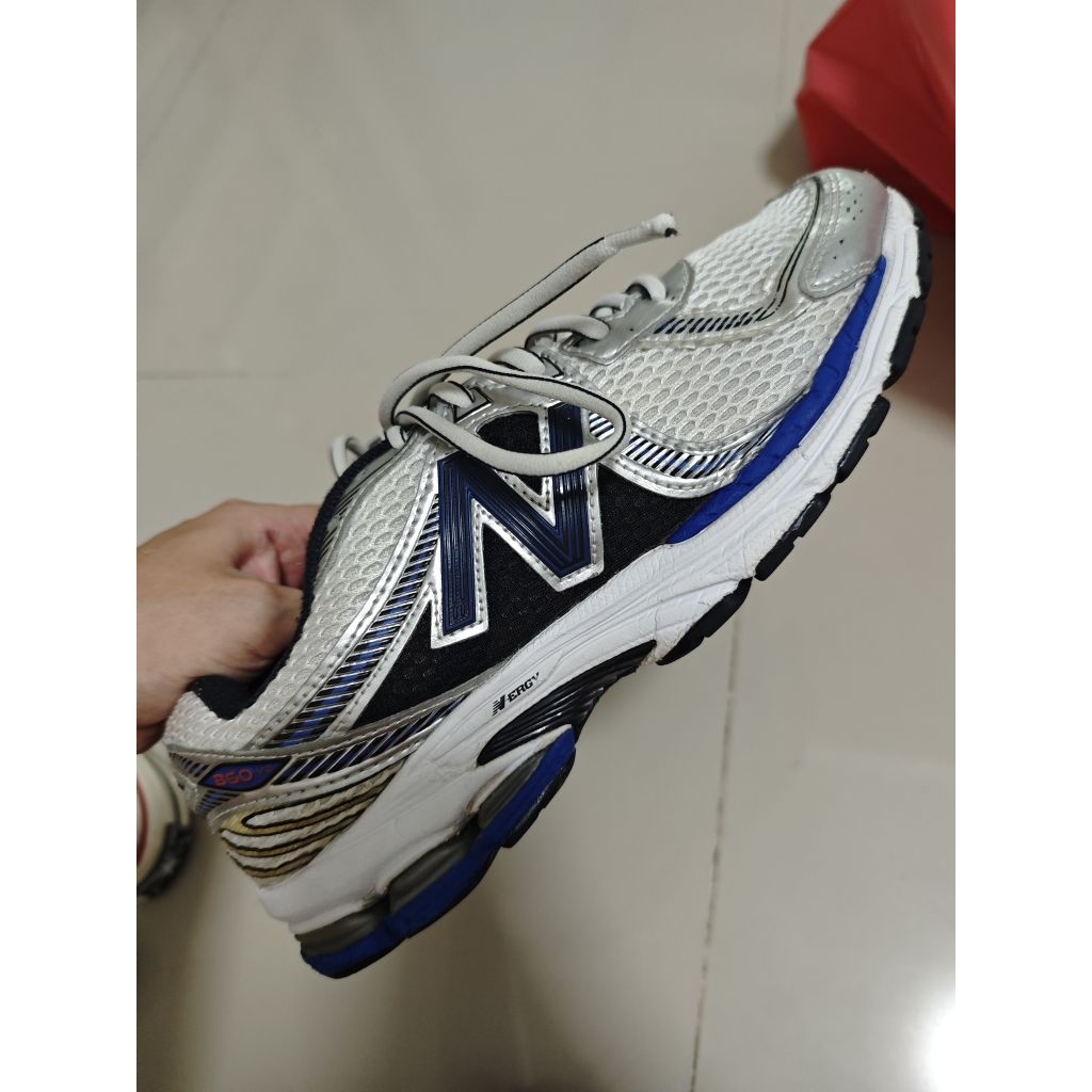 NEW BALANCE 860v2 มือสองของแท้