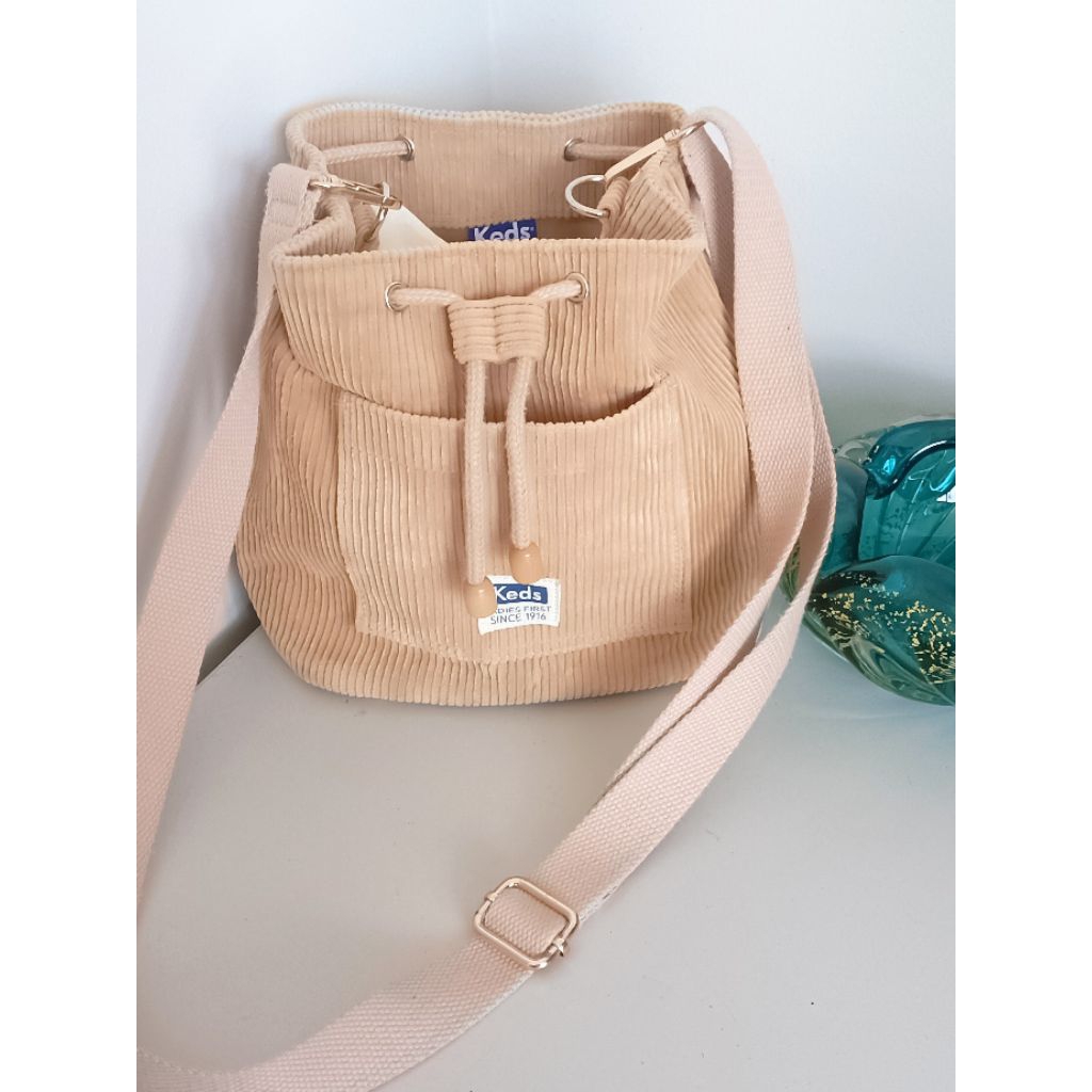 กระเป๋าแบรนด์มือสอง Keds