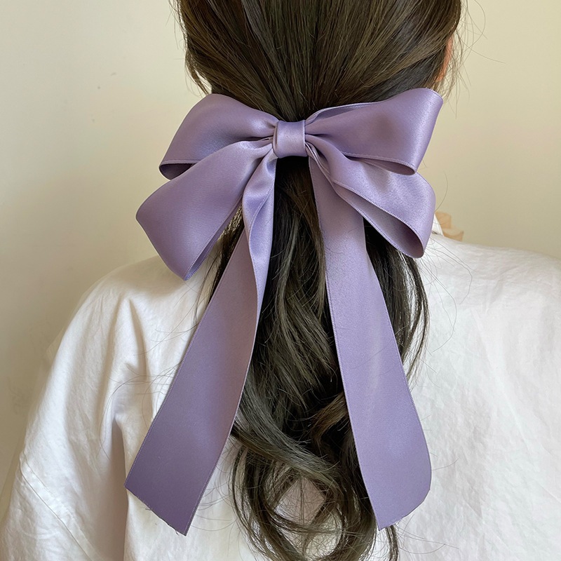 🎀 โบว์ติดผมโทนคลาสสิกโมเดิร์น เรียบหรู ดูดีเหนือกาลเวลา แมตช์ง่ายกับทุกลุค เพิ่มเสน่ห์ได้อย่างลงตัว