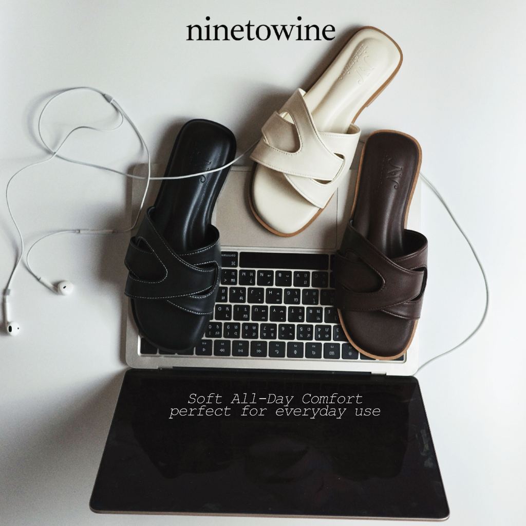 ninetowine รองเท้าแตะผู้หญิง รุ่น The Office Vol. 1 พื้นนุ่มมาก ใส่สบาย ขาว, ดำ, น้ำตาล