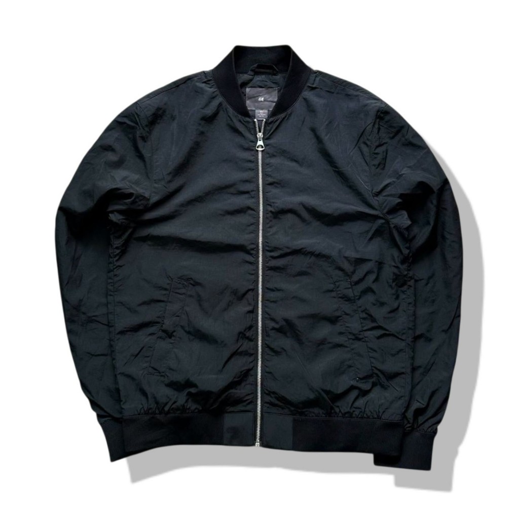 H&M Black Bomber Jacket(S) มือสอง รอบอก 42”
