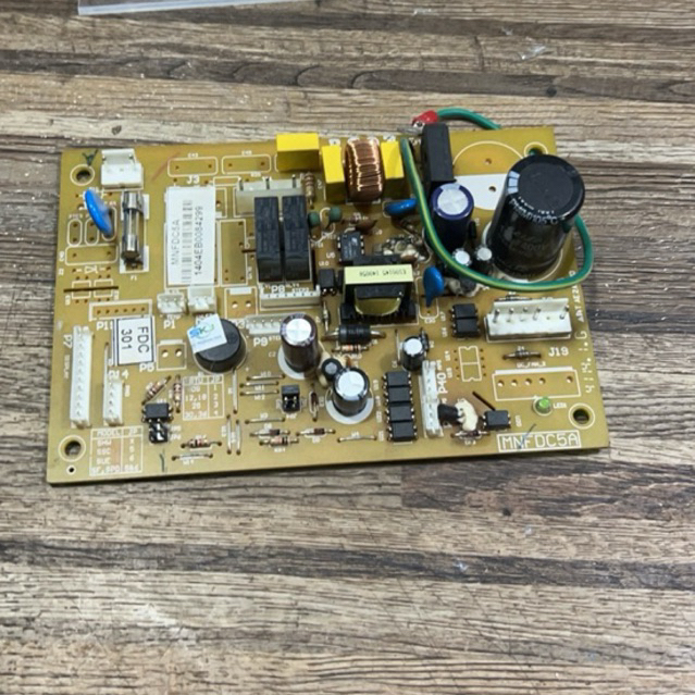 แผงวงจรแอร์ SAIJO DENKI  MNFDC5A พาท 6SP505AMWB327EWC แผงบอร์ดแอร์ ซัยโจ เด็นกิ  อะไหล่แอร์