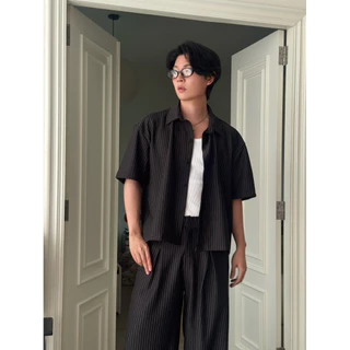 Pinstripe Shirts เสื้อเชิ้ตแขนสั้นลายทางผ้าหนาพรีเมี่ยมแบรนด์ Cozyvibe