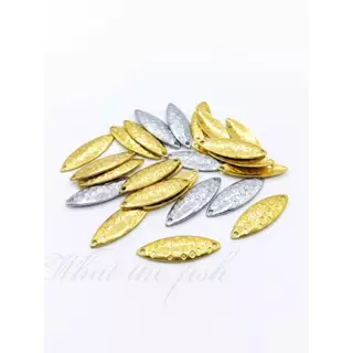 ใบสปิน ชุดละ 20 ใบ ใบสปินเนอร์ ประกอบเหยื่อตกปลา ใบหลิวตกปลาช่อน R189