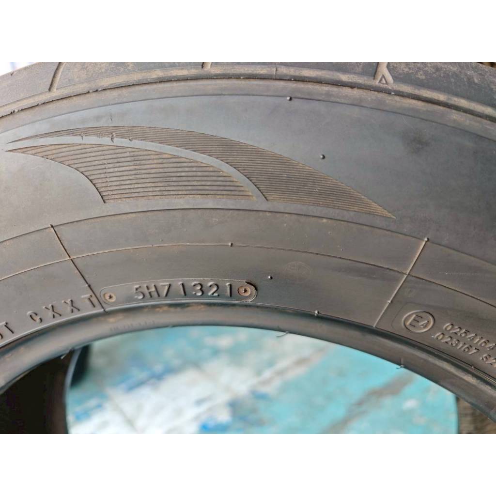 ยางเปอร์เซ็นต์ ยางมือสอง Nitto ขนาด 265 60 R18 ปี21 ราคา 421 บาท