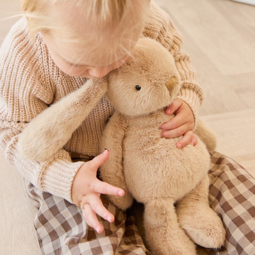 Snuggle Bunnies أرنبة Penelope ‏30 سم — كراميل — صورة 3