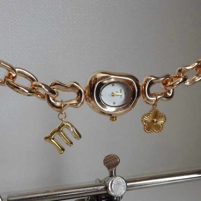 Beaming.bkk - Chunky Watch with Alphabet Charm Bracelet (สินค้ามาพร้อมกล่องใส่เครื่องประดับ)