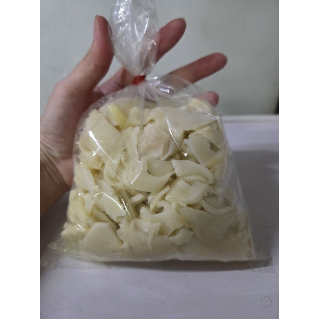 [สินค้าพร้อมส่งด่วน]หน่อไม้ดองแบบแผ่น 400 กรัม