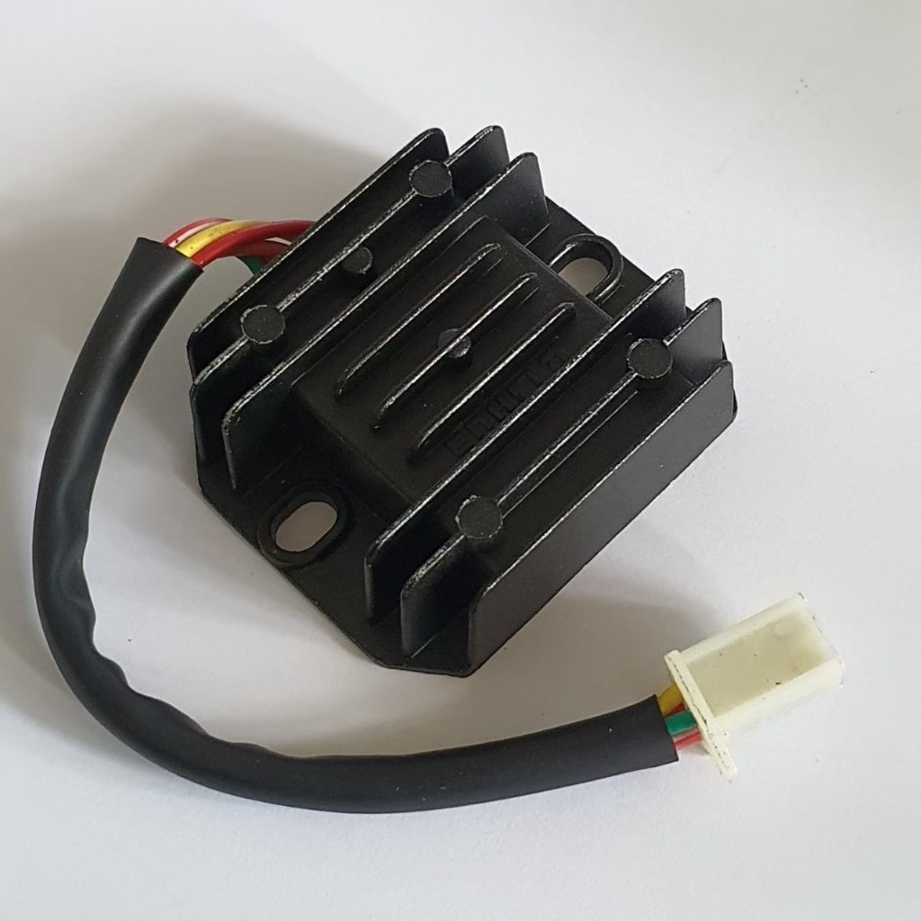แผ่นชาร์จ Regulator แผ่นชาร์จมอเตอร์ไซค์ แผ่นชาร์จไฟ สโคมาดิ Scomadi TL125