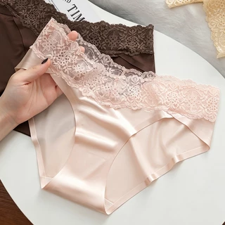 M-XL กางเกงในผู้หญิง ผ้าซาตินลูกไม้ เนื้อผ้าคุณภาพดี ตัดเย็บไร้รอย หรูหราระดับพรีเมียม นุ่มละมุนผิว เซ็กซี่สวยเก๋