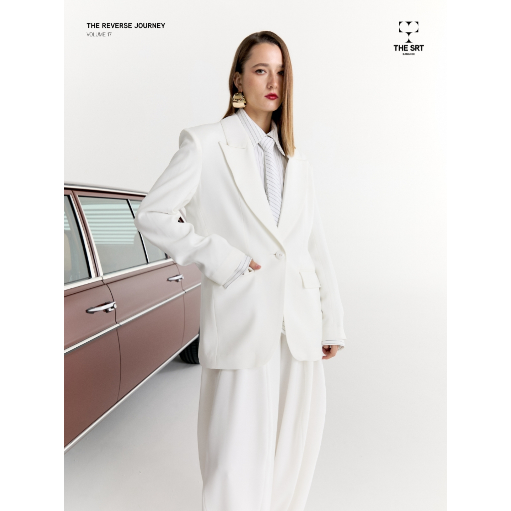 The SRT (TBZ324) X17 Blazer เสื้อเบลเซอร์ เสริมไหล่ เข้ารูป — صورة 3
