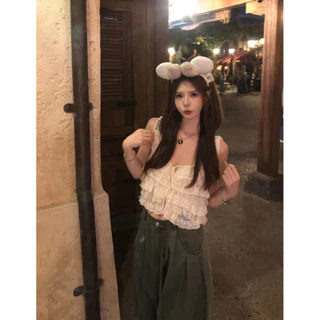 BY IRA (2026-134) Krystal Top เสื้อลูกไม้จับจีบคอลึกเซ็กซี่ เสื้อเชิ้ตผู้หญิง hottrend สําหรับออกนอกบ้านในฤดูร้อนมีระ