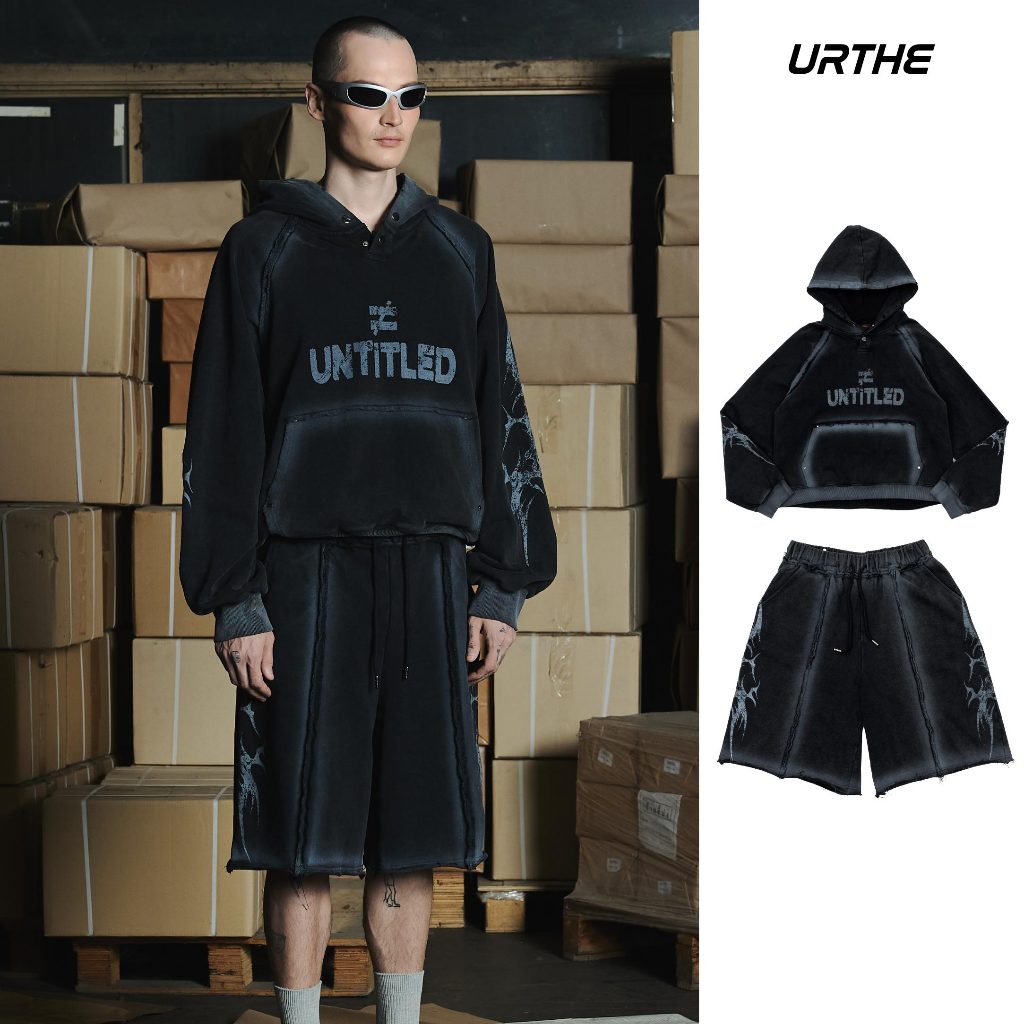 URTHE - ชุดเซต เสื้อฮู้ด กางเกงขาสั้น รุ่น BROKEN STITCH PUNK HOODIE & CYBER SWEATSHORTS - Col. OZDE