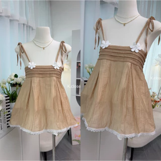 (อก28-38)เสื้อสายเดี่ยวผูกไหล่แต่งดอกเดซี่ สุดน่ารัก ผ้านุ่มเบาใส่สบาย ทรงปล่อยพรางหุ่นได้ดี