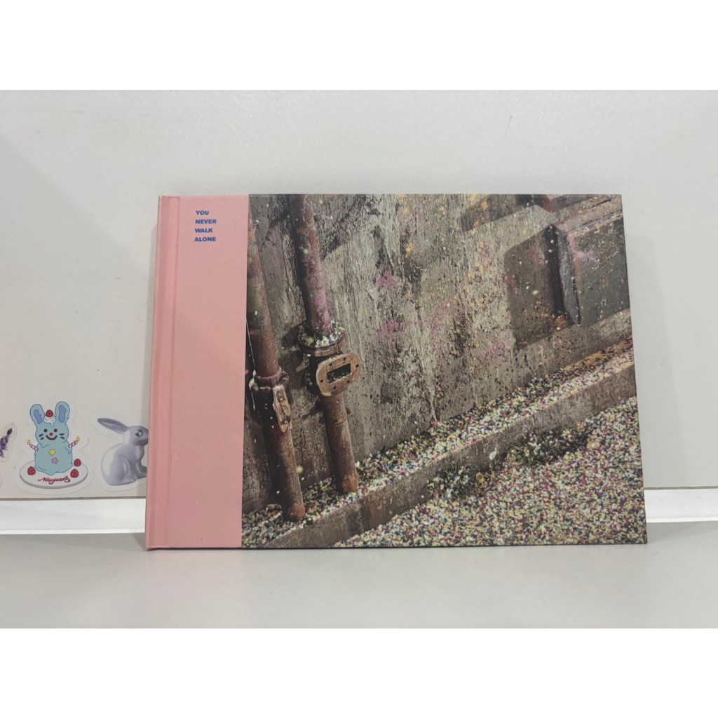 1 CD MUSIC  ซีดีเพลงเกาหลี  K-POP BTS WINGS You Never Walk Alone Right Ver.    (F9E28)