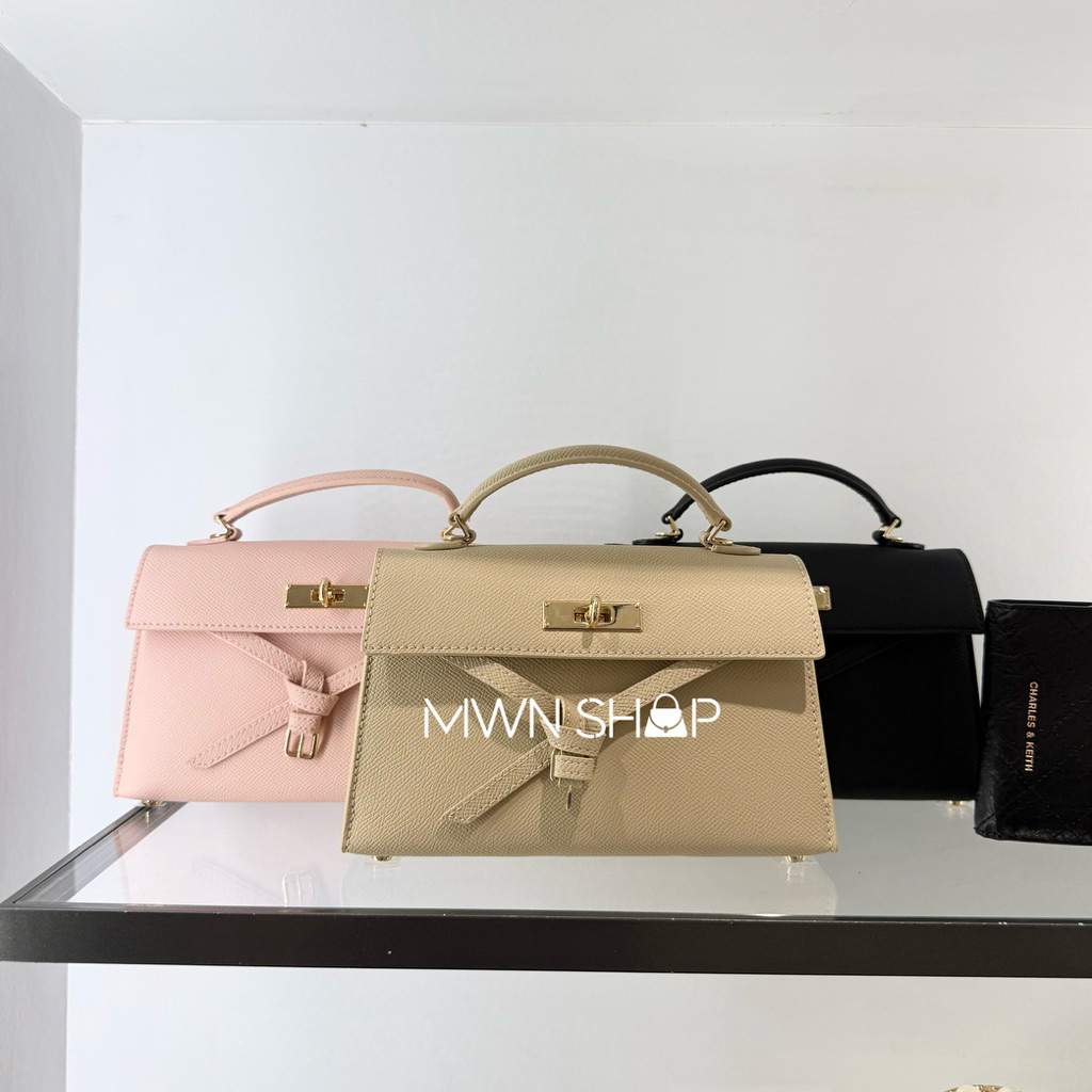 Charles&keith กระเป๋า tricha มีโค้ดลด20% สะพายข้าง พร้อมถุงผ้า ถุงกระดาษ ของแท้จากชอป